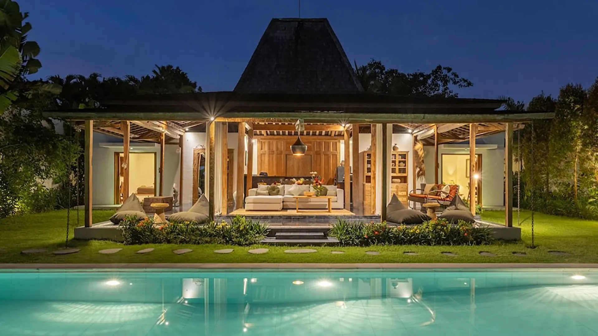 Villa Jati By Optimum Bali Villas Kerobokan