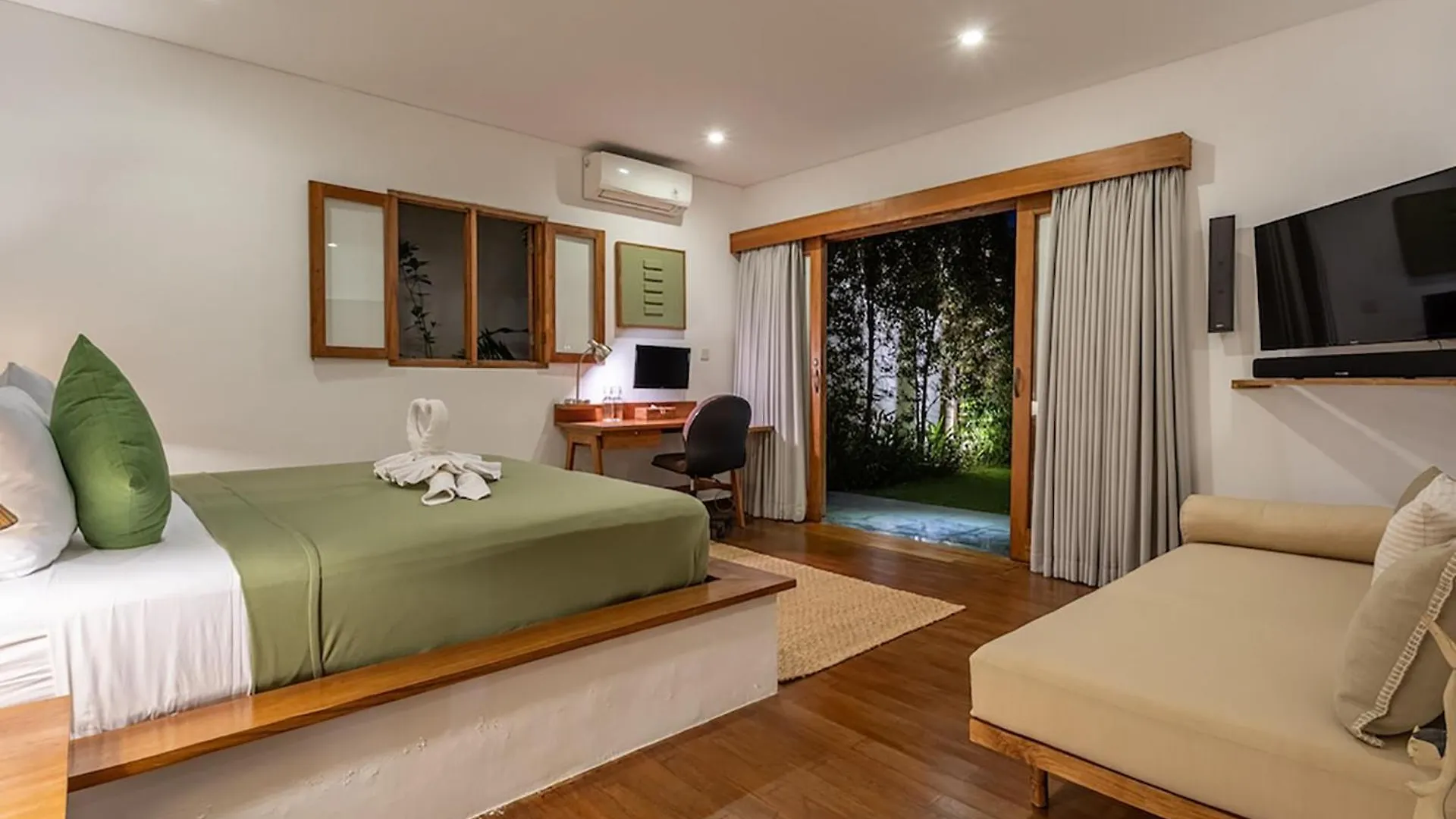 Villa Jati By Optimum Bali Villas Kerobokan  Indonesia